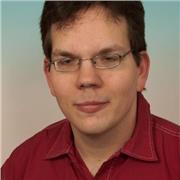 Geduldiger Mathe Tutor der Kinder aller Alterstufen unterrichtet